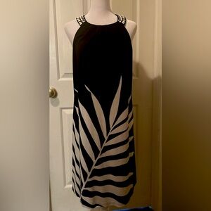 Signature London Style Sleeveless black with white leaf dress size medium